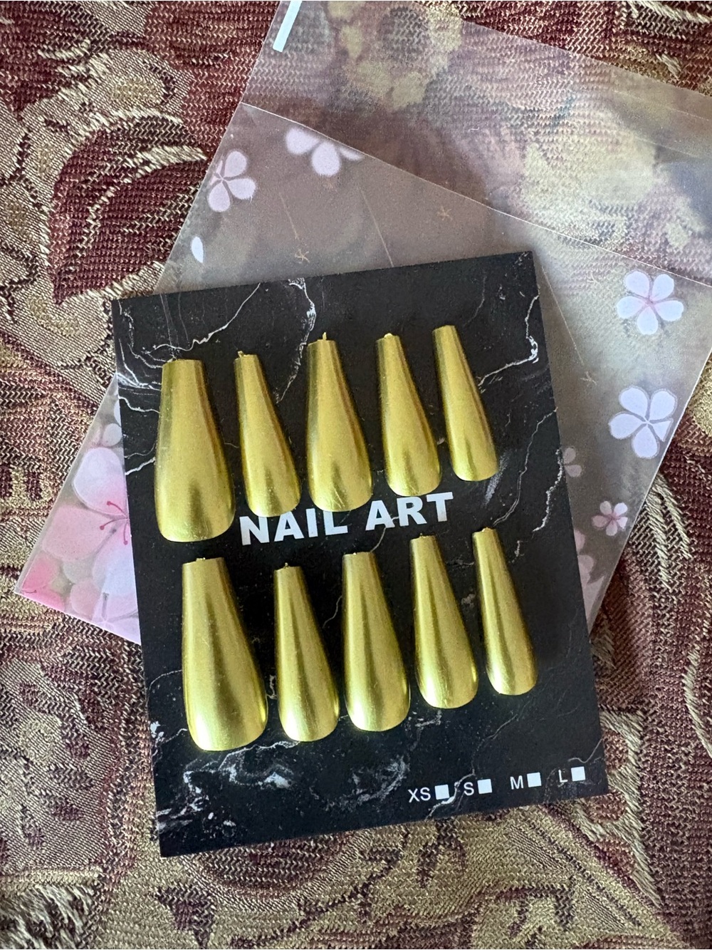 Gold Metallic Press-On Nail Set -